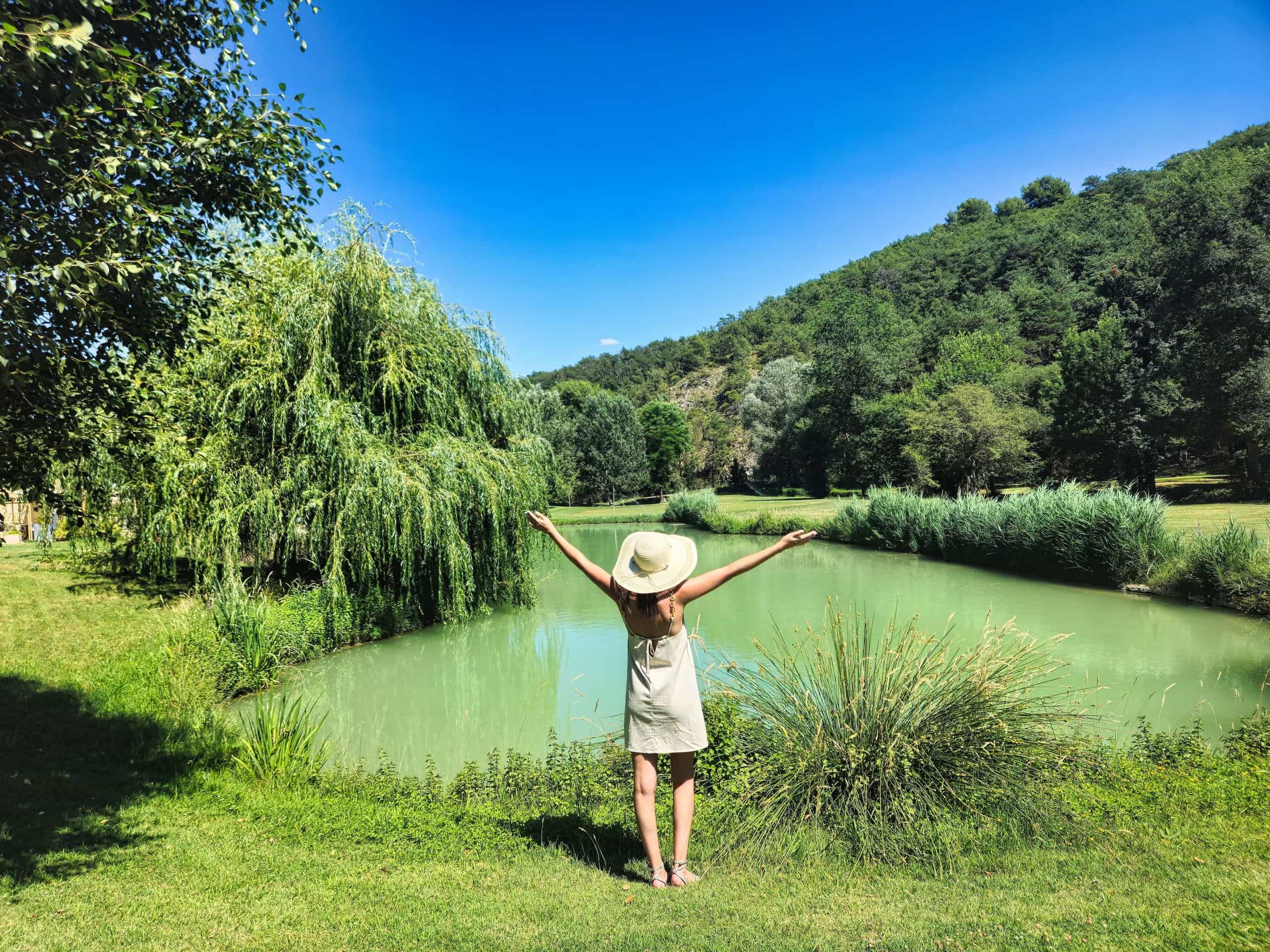 Événement au Domaine Ribiera — vue du domaine (lac)