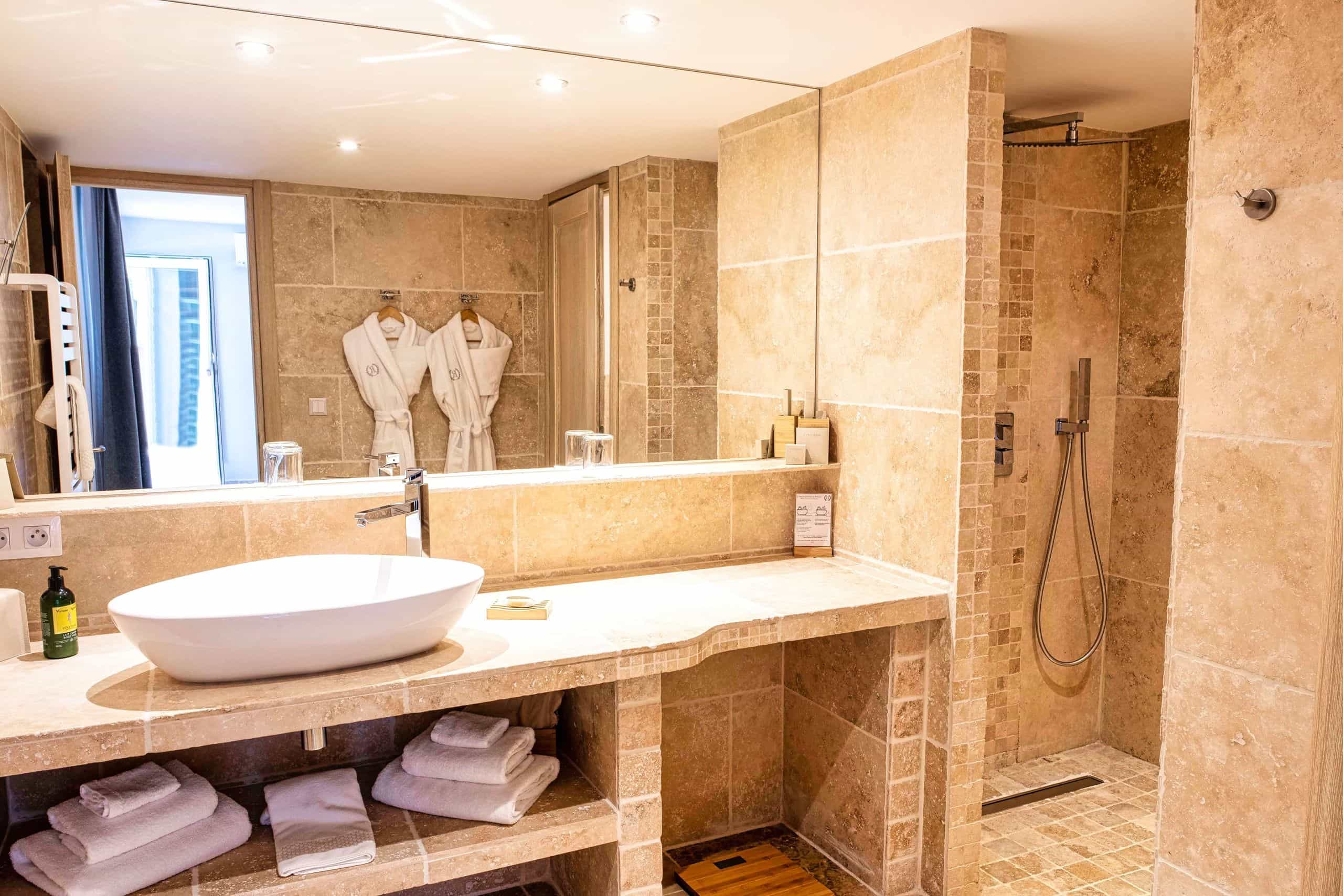 Hôtel Domaine Ribiera — chambre du Domaine Ribiera, vue jardin